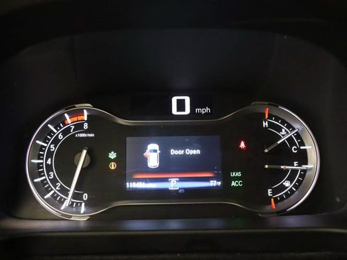 Used 2017 Honda Pilot Touring image 4