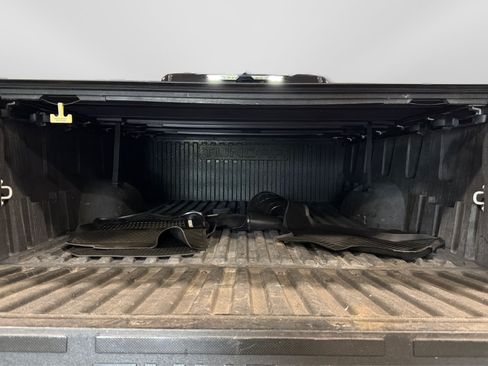 Used 2022 Toyota Tundra SR5 AWD/4WD image 43