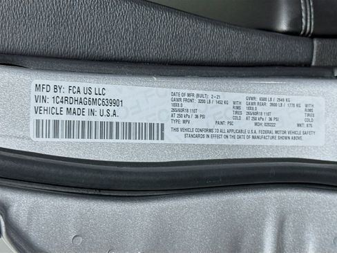 Used 2021 Dodge Durango SXT w/ 3rd Row Seating Group RWD image 39