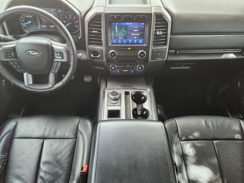 Used 2020 Ford Expedition XLT w/ Equipment Group 202A RWD image 23