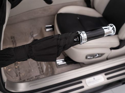 Certified 2018 Rolls-Royce Dawn RWD image 28