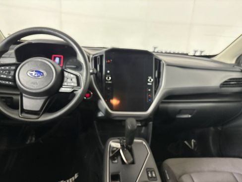 Used 2025 Subaru Crosstrek 2.5i Premium AWD/4WD image 25