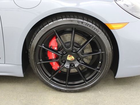 Certified 2025 Porsche 718 Cayman GTS image 15