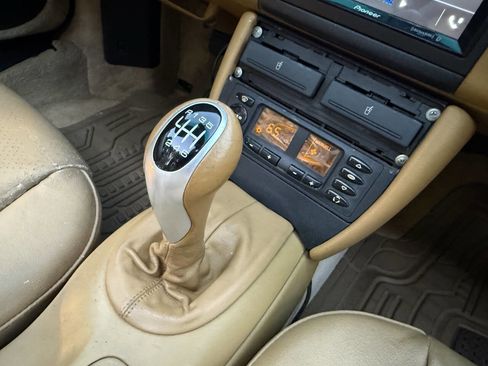 Used 2000 Porsche 911 Carrera image 31