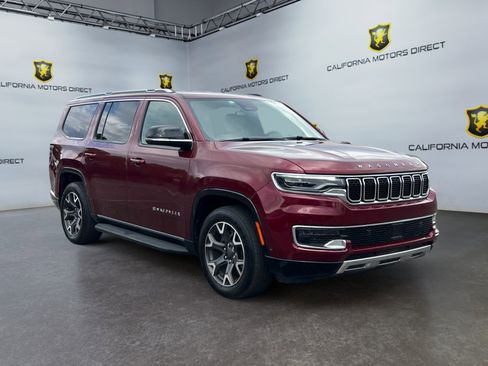 Used 2024 Jeep Wagoneer Series III image 7