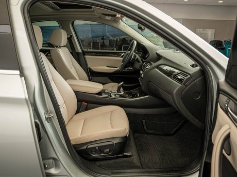 Used 2017 BMW X4 xDrive28i image 34