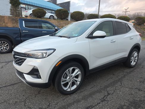 Used 2023 Buick Encore GX Preferred w/ Cold Weather Comfort Package image 28