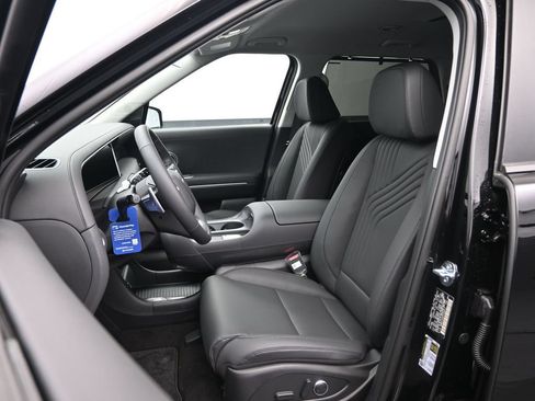 Used 2026 Hyundai Palisade SEL FWD image 25