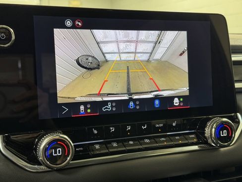 New 2026 GMC Canyon Elevation w/ Convenience Package image 37