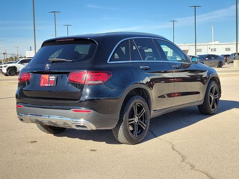 Used 2022 Mercedes-Benz GLC 300 image 4