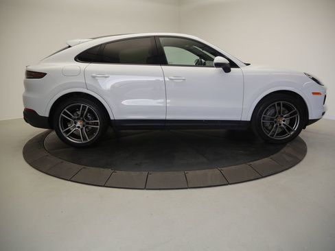 Certified 2023 Porsche Cayenne S AWD/4WD image 8
