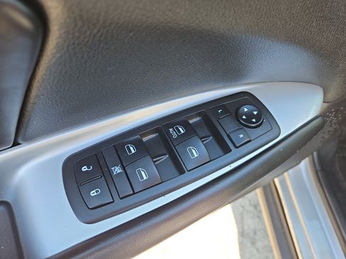 Used 2018 Dodge Journey SE w/ Connectivity Group image 15