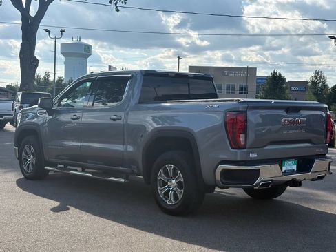Used 2019 GMC Sierra 1500 SLE w/ SLE Value Package AWD/4WD image 6