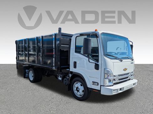 New 2024 Chevrolet Low Cab Forward image 23
