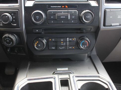 Used 2016 Ford F150 XLT w/ Equipment Group 301A Mid image 22