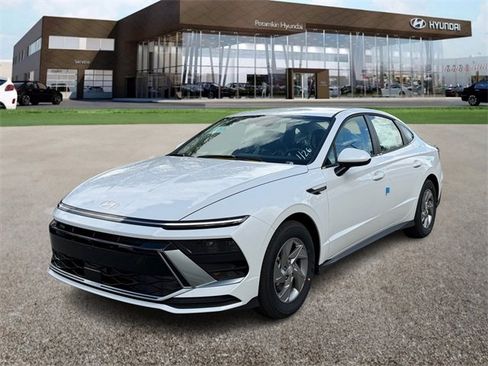 New 2026 Hyundai Sonata SE image 1