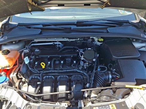 Used 2015 Ford Focus SE FWD image 27