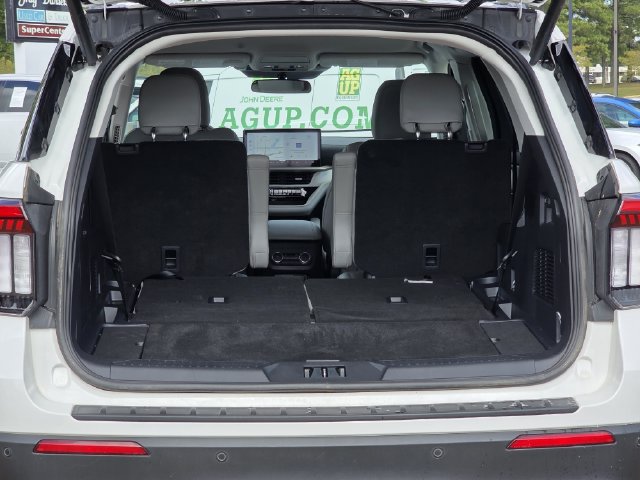 Used 2025 Ford Explorer Active w/ Active Comfort Package RWD image 31