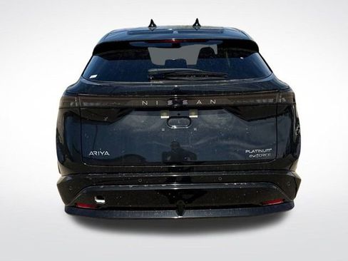 New 2025 Nissan Ariya Platinum image 4