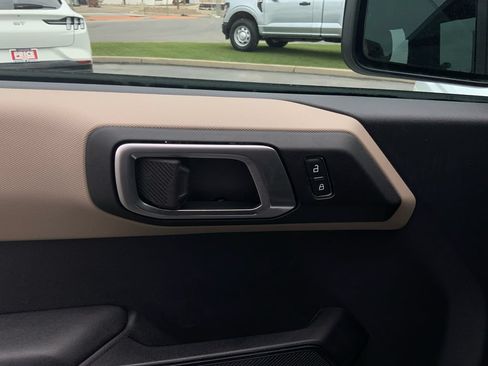 Used 2025 Ford Bronco Big Bend AWD/4WD image 35