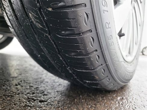 Certified 2023 Lincoln Corsair Reserve w/ Equipment Group 201A image 18