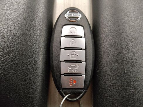 Used 2018 Nissan Murano Platinum image 32