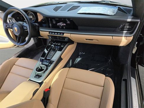 Used 2021 Porsche 911 Carrera image 16