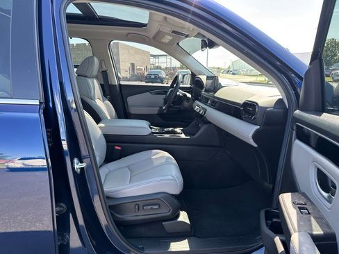 Used 2025 Honda Pilot Touring image 40