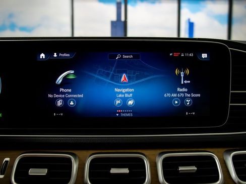 Certified 2022 Mercedes-Benz GLS 450 4MATIC image 19