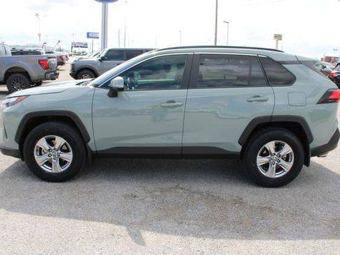 Used 2023 Toyota RAV4 XLE w/ Convenience Package image 10
