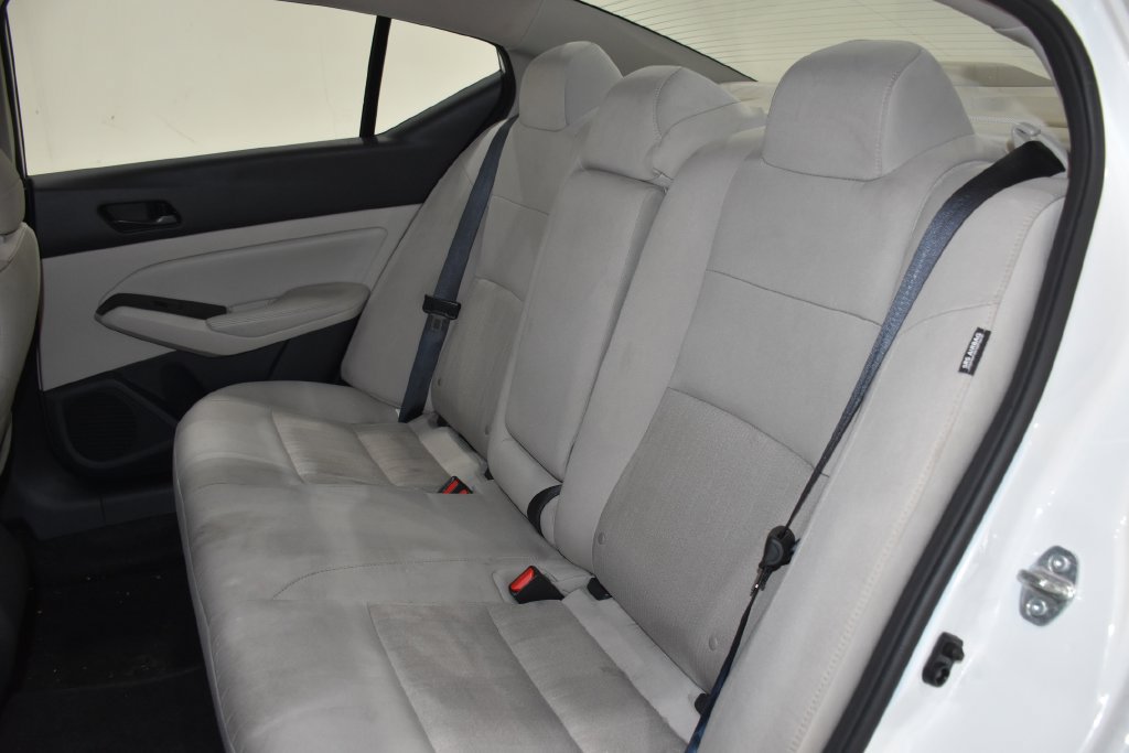 Used 2025 Nissan Altima 2.5 SV FWD image 26