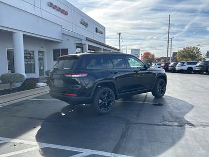 New 2025 Jeep Grand Cherokee 4WD