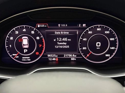 Used 2019 Audi Q7 3.0T Premium Plus image 22