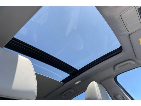 Certified 2023 Acura MDX FWD w/ Technology Package image 20