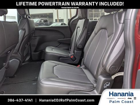 New 2026 Chrysler Pacifica Select FWD image 14