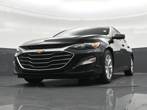 Used 2023 Chevrolet Malibu LT FWD image 32