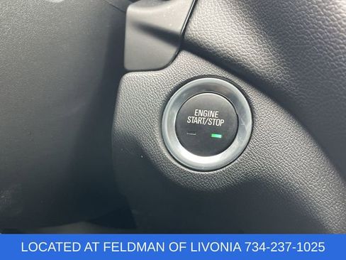 Used 2023 Chevrolet Equinox LT image 16