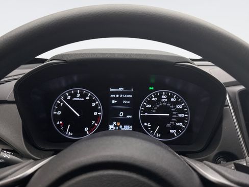 Used 2024 Subaru Impreza 2.0i Sport image 9