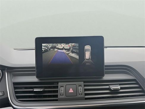 Used 2019 Audi Q5 2.0T Premium w/ Convenience Package image 18