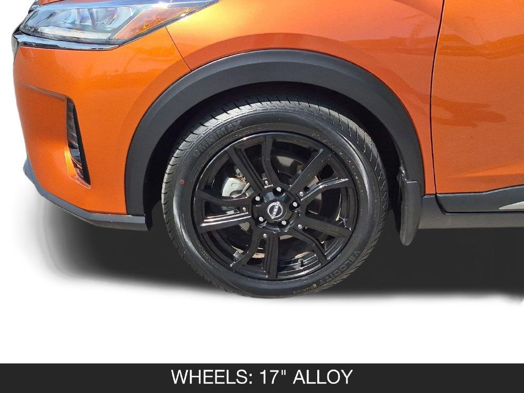Used 2023 Nissan Kicks SR FWD image 11