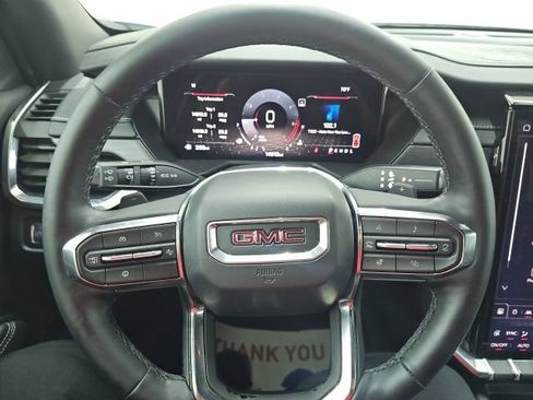 Used 2025 GMC Acadia Elevation FWD image 25