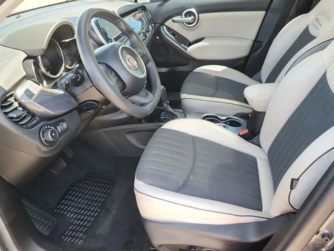 Used 2017 FIAT 500X Lounge w/ Lounge Premium Package (FWD) image 7