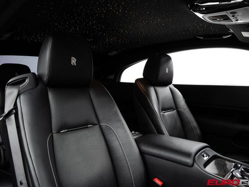 Used 2016 Rolls-Royce Wraith RWD image 30