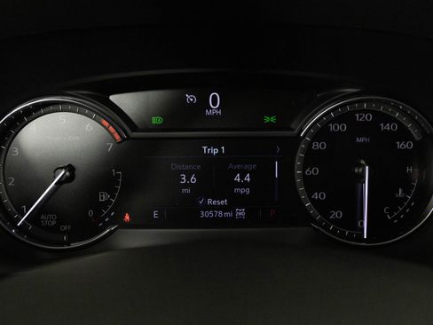 Used 2023 Cadillac XT4 Luxury w/ Cold Weather Package image 31