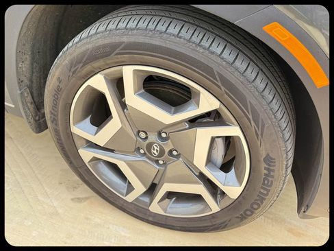 Used 2023 Hyundai Palisade SEL w/ Premium Package image 4