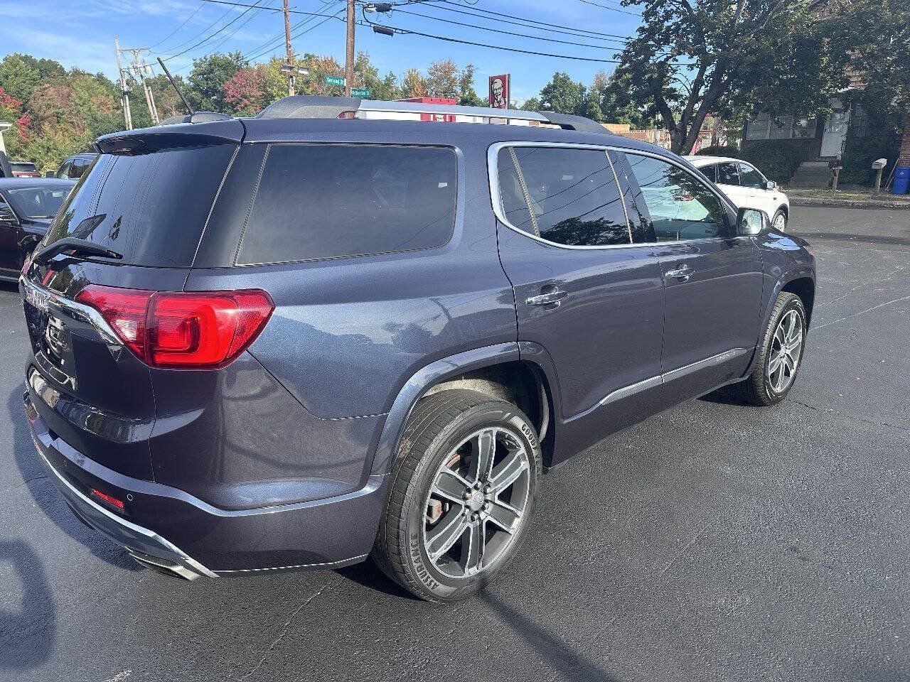 Used 2019 GMC Acadia Denali w/ LPO, Floor Liner Package FWD image 4