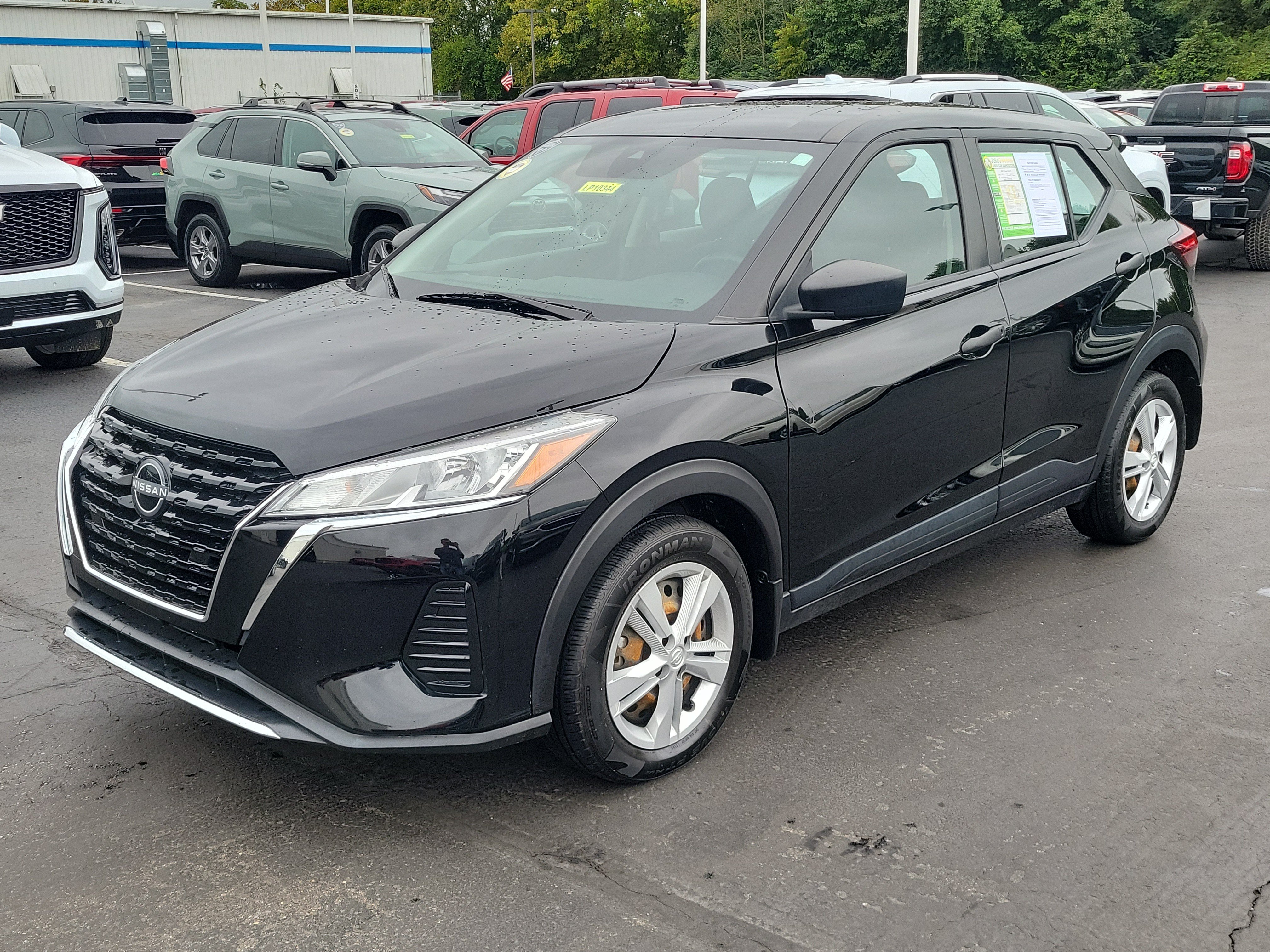 Used 2023 Nissan Kicks S FWD image 2