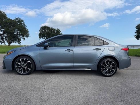 Used 2022 Toyota Corolla SE FWD image 3
