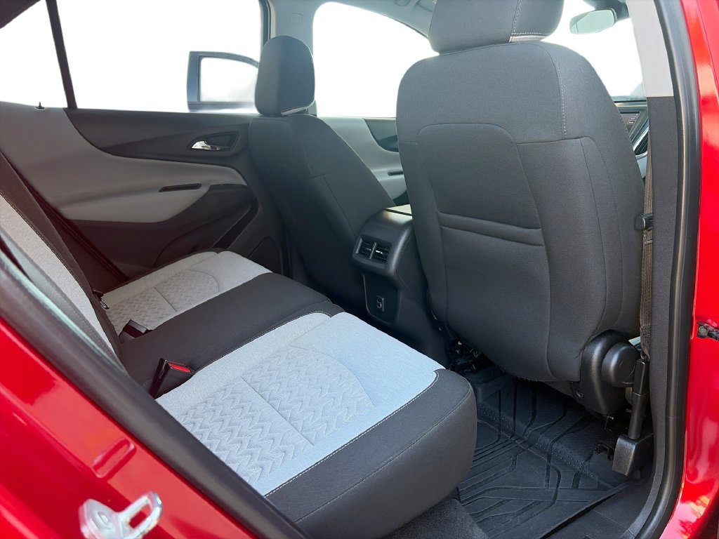 Used 2023 Chevrolet Equinox LT FWD image 28