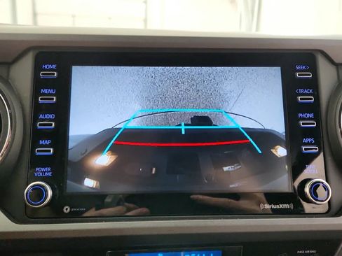 Used 2023 Toyota Tacoma TRD Off-Road image 32